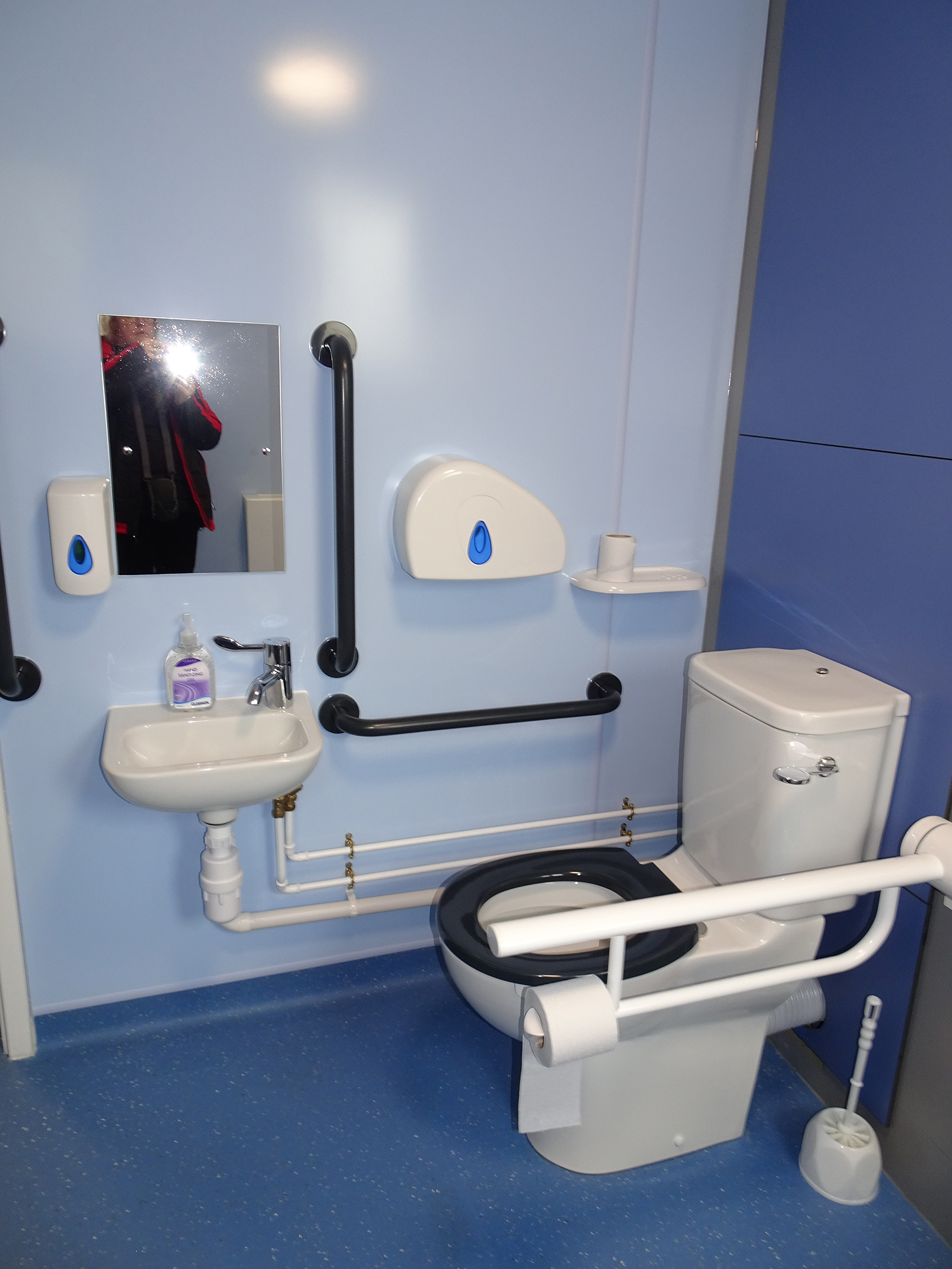 Blackfriars Hall Access Guide