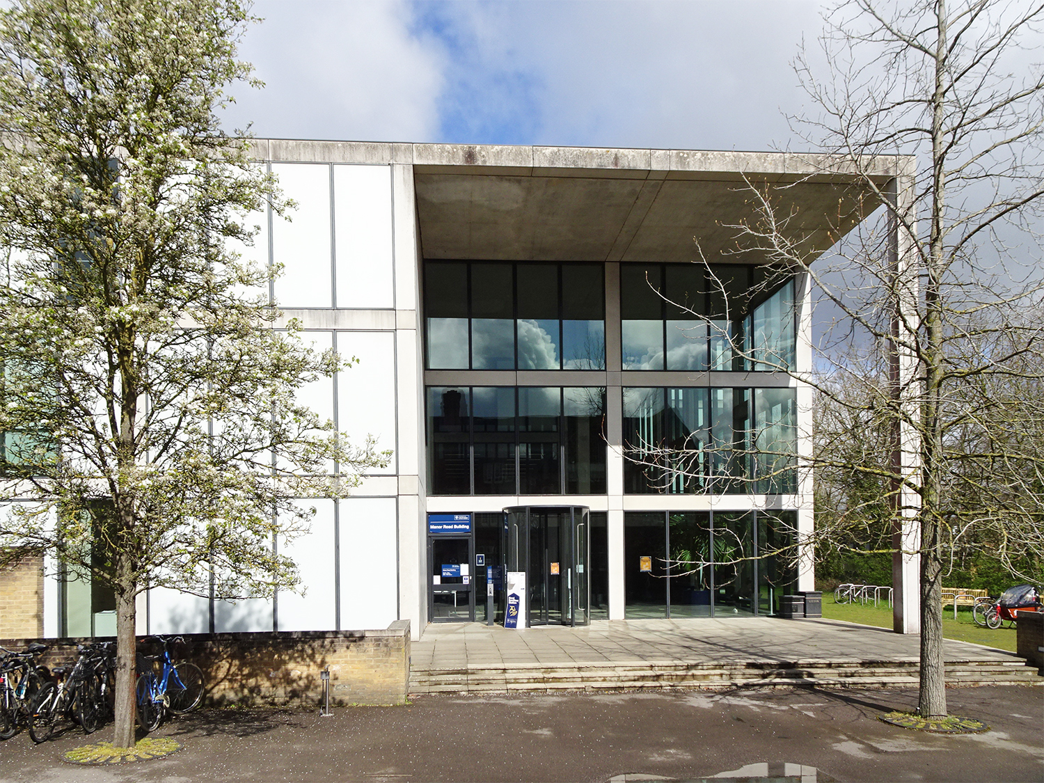 Manor Road Building Access Guide