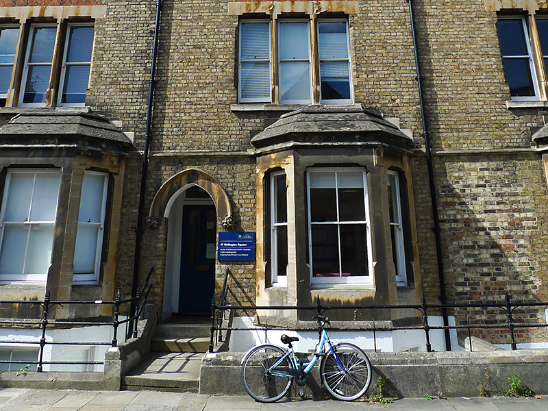 47 Wellington Square Access Guide