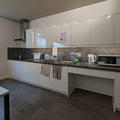 St Hilda's College - Accessible bedrooms - Anniversary Building - (16 of 16) - Kitchen