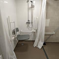 St Hilda's College - Accessible bedrooms -  Jocelyn Morris Quad - (6 of 10) - Bathroom