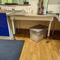 Wytham Chalet - Kitchen and breakout space - (6 of 7) - Height adjustable worktop
