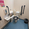 Wytham Chalet - Toilets - (5 of 6) - Lower ground floor