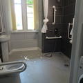 Univ - Accessible Bedrooms - (6 of 7) - Bathroom - Radcliffe Quad
